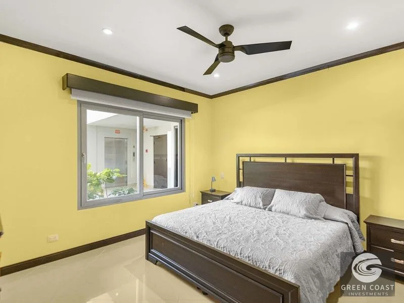 Luxury Beachfront Condo in Jacó: Fully Renovated, Turn-Key & Oceanfront — view 17, Jacó, Costa Rica