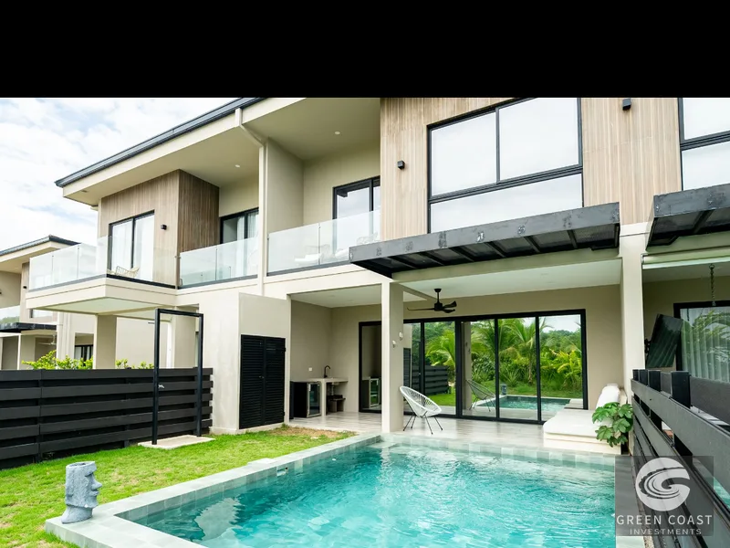 Luxury Beachfront Condo in Jacó: Fully Renovated, Turn-Key & Oceanfront — view 34, Jacó, Costa Rica