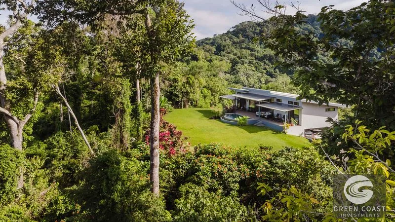 Panoramic Ocean View Estate in Hills of Portalon: Modern Luxury with Infinity Pool & Fruit Orchard — view 3, Quepos, Costa Rica