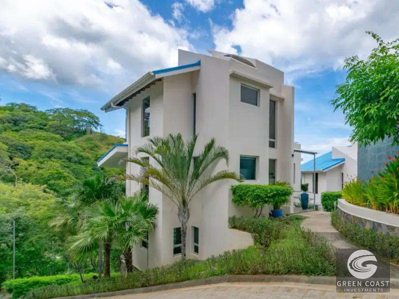 Oceanfront 3-Bedroom Condo in Jaco Beach - Pre-Construction Resale Opportunity — view 33, Jacó, Costa Rica