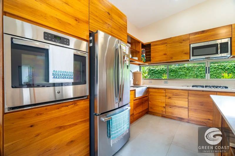 Uvita Bali-Inspired Oasis: 5-Bed Luxury Home with Casita, Walk to Whale's Tail — view 14, Uvita, Uvita, Costa Rica