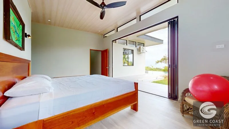 Spectacular Ocean View, Giant Resort Site, New Private Preserve Home perched on the Ojochal Front Ridge — view 24, Ojochal, Ojochal, Costa Rica