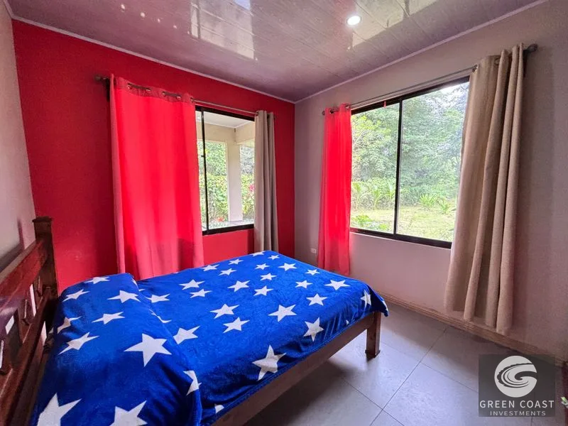 Riverside Oasis: 2-Bed Home with Expansive Yard & Fruit Trees Near Quepos — view 9, Londres, Quepos, Costa Rica