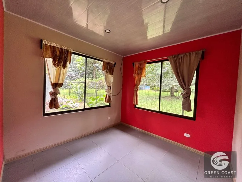 Riverside Oasis: 2-Bed Home with Expansive Yard & Fruit Trees Near Quepos — view 11, Londres, Quepos, Costa Rica