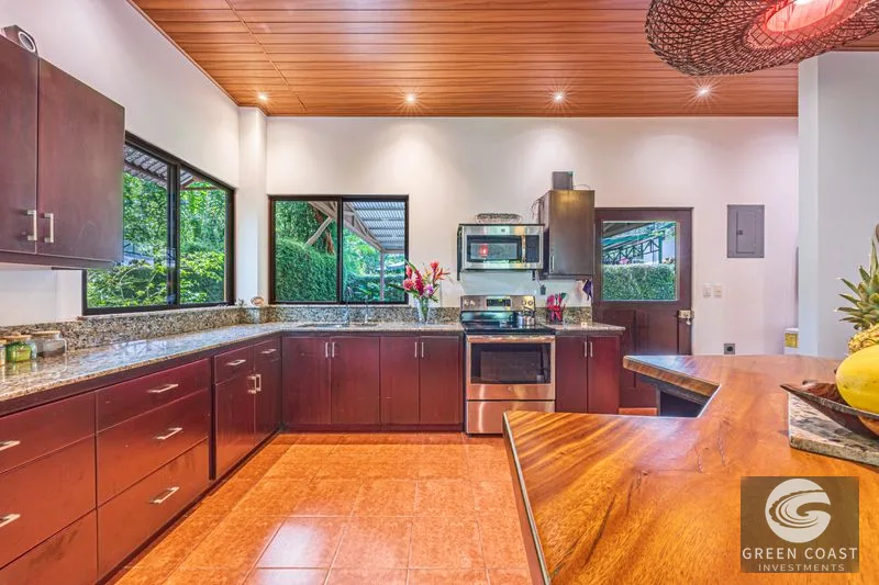 Dominical Oasis: 5-Bed Tropical Retreat, Walk to Beach, Pool & Gardens — view 7, Dominical, Dominical, Costa Rica
