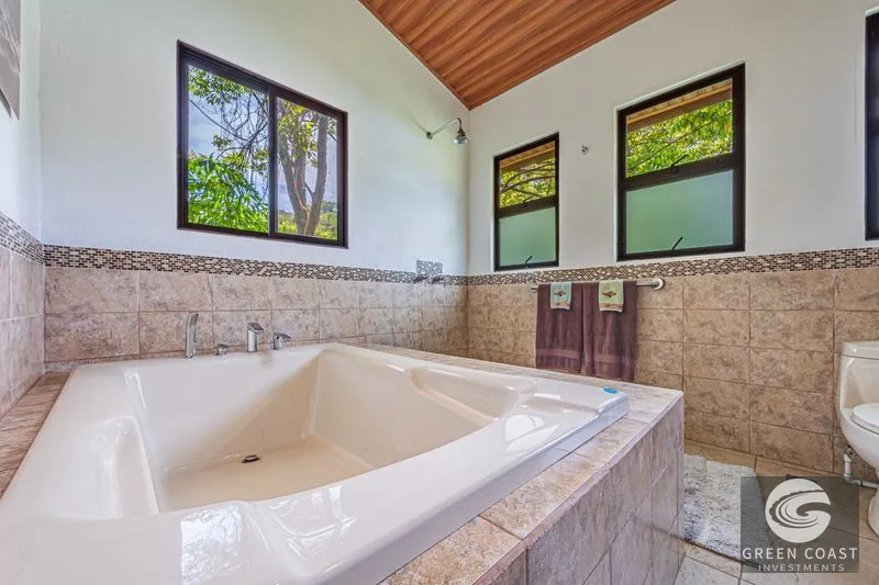 Dominical Oasis: 5-Bed Tropical Retreat, Walk to Beach, Pool & Gardens — view 26, Dominical, Dominical, Costa Rica
