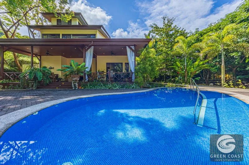 Dominical Oasis: 5-Bed Tropical Retreat, Walk to Beach, Pool & Gardens — view 50, Dominical, Dominical, Costa Rica