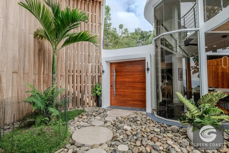 The Glass House: Ojochal Ocean View Luxury with Infinity Pool & Solar — view 14, Ojochal, Ojochal, Costa Rica
