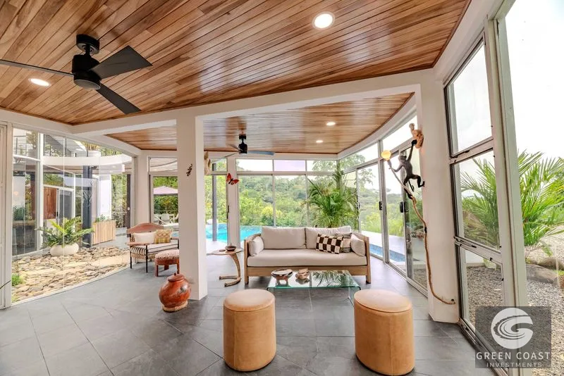 The Glass House: Ojochal Ocean View Luxury with Infinity Pool & Solar — view 15, Ojochal, Ojochal, Costa Rica