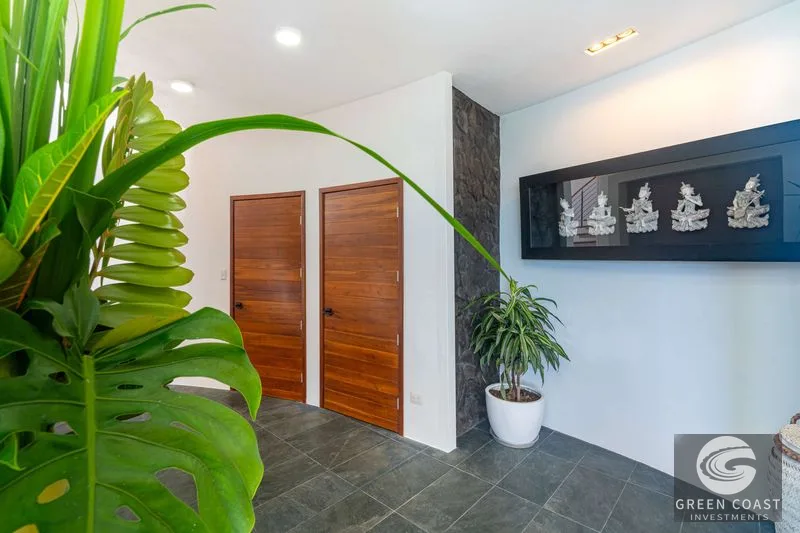 The Glass House: Ojochal Ocean View Luxury with Infinity Pool & Solar — view 43, Ojochal, Ojochal, Costa Rica