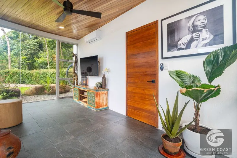 The Glass House: Ojochal Ocean View Luxury with Infinity Pool & Solar — view 58, Ojochal, Ojochal, Costa Rica
