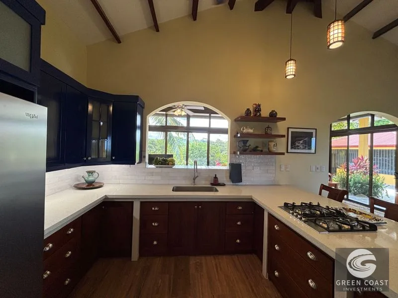 Oceanview Retreat with Guesthouse & Pool in Gated Community - US-Style Fixed Mortgage Available! — view 5, Quepos, Parrita, Costa Rica