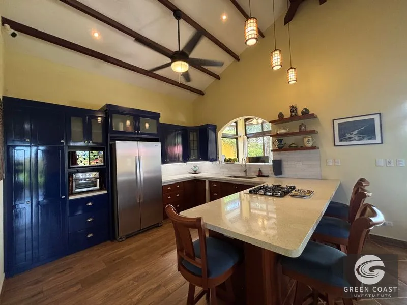 Oceanview Retreat with Guesthouse & Pool in Gated Community - US-Style Fixed Mortgage Available! — view 8, Quepos, Parrita, Costa Rica