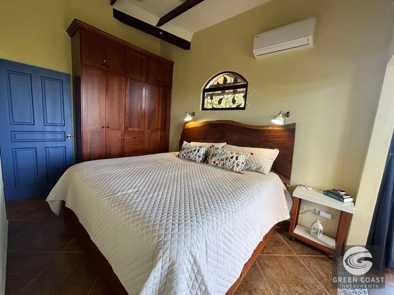Oceanview Retreat with Guesthouse & Pool in Gated Community - US-Style Fixed Mortgage Available! — view 11, Quepos, Parrita, Costa Rica
