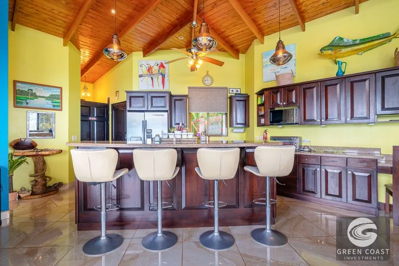 Ojochal Luxury: Ocean View 4-Bed Villa, Infinity Pool, 10 Acres & Waterfalls — view 15, Ojochal, Osa, Costa Rica