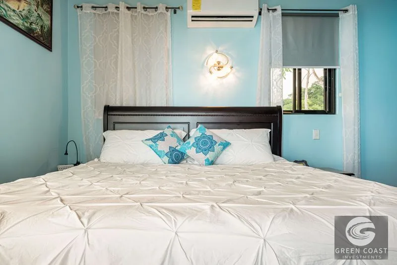 Ojochal Luxury: Ocean View 4-Bed Villa, Infinity Pool, 10 Acres & Waterfalls — view 26, Ojochal, Osa, Costa Rica