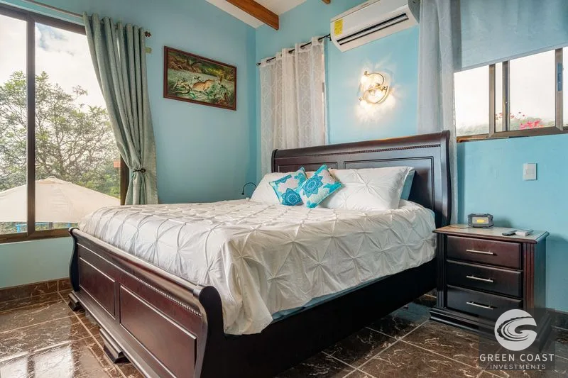 Ojochal Luxury: Ocean View 4-Bed Villa, Infinity Pool, 10 Acres & Waterfalls — view 27, Ojochal, Osa, Costa Rica