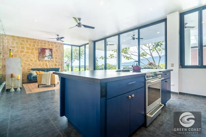 Ojochal Luxury: Ocean & Mountain View Estate with Private Pool on 4+ Acres — view 16, Ojochal, Costa Rica