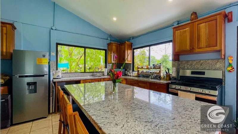 Ojochal Estate: Two Homes, Ocean & Mountain Views, Pool & Expansion Potential on 1.55 Acres — view 7, Ojochal, Ojochal, Costa Rica