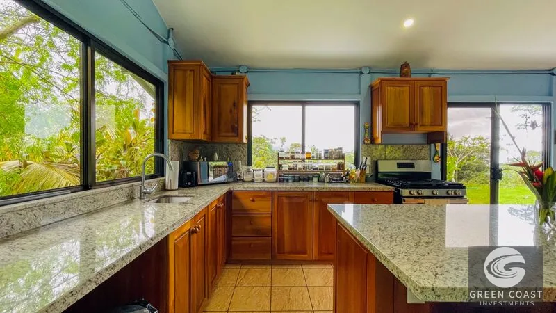 Ojochal Estate: Two Homes, Ocean & Mountain Views, Pool & Expansion Potential on 1.55 Acres — view 8, Ojochal, Ojochal, Costa Rica
