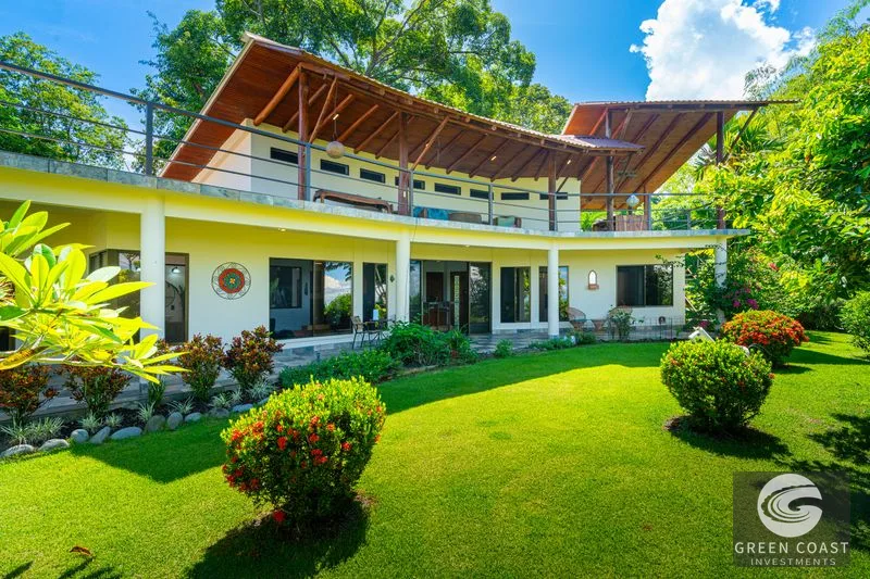 Casa Única - Ocean View Oasis with Commercial Potential in the Heart of Uvita — view 2, Uvita, Uvita, Costa Rica