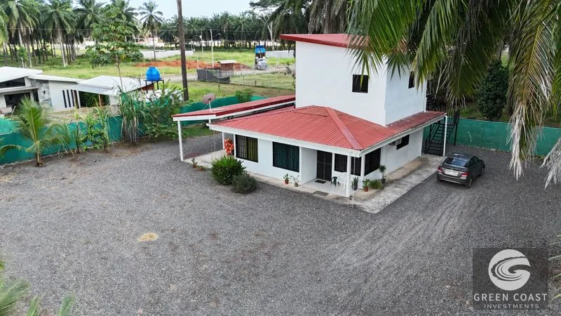 Beachside Income Haven: Dual-Unit Home with Lush Gardens Near Jacó & Manuel Antonio — view 7, Parrita, Costa Rica