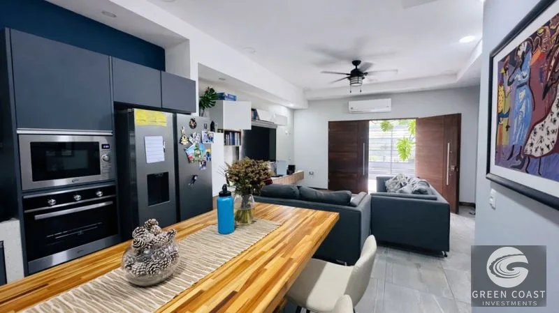 New Modern Home Near Manuel Antonio: Walk to Airport, Short Drive to Beaches & Marina — view 9, Quepos, Costa Rica
