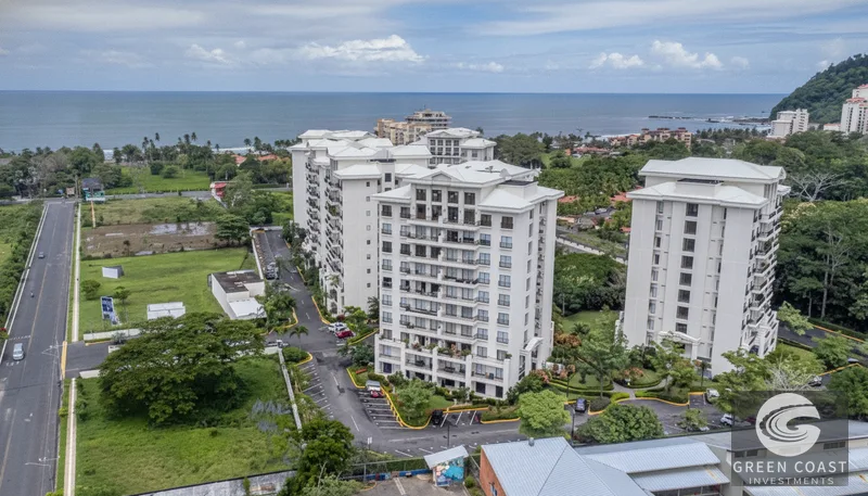 Jaco Bay Penthouse: Luxury 7-Bedroom Oceanview Retreat with Panoramic Views & Resort Amenities — view 4, Jaco, Costa Rica