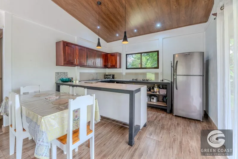 Jungle Oasis: 4 Furnished Homes, Income Potential, 15 Mins to Dominical Beach — view 33, Platanillo, Pérez Zeledón, Costa Rica