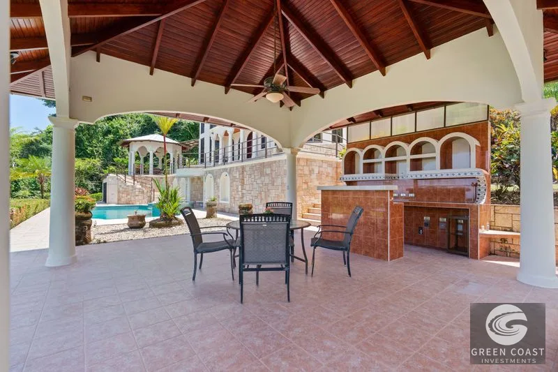 OCEAN VIEW ESTATE HOME WITH GUEST BUNGALOW, CARETAKER HOME, FRUIT TREES, AND WATERFALL – 3.47 ACRES — view 16, Ojochal, Ojochal, Costa Rica