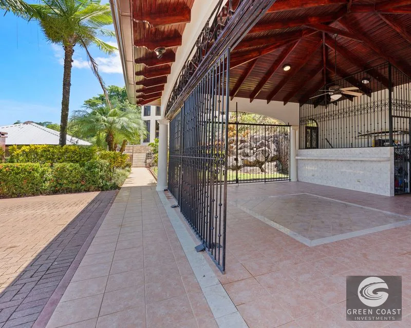 OCEAN VIEW ESTATE HOME WITH GUEST BUNGALOW, CARETAKER HOME, FRUIT TREES, AND WATERFALL – 3.47 ACRES — view 42, Ojochal, Ojochal, Costa Rica