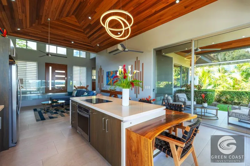 Blue Horizon – luxury ocean-view home in Ojochal, Costa Rica — view 88, Ojochal, Ojochal, Costa Rica