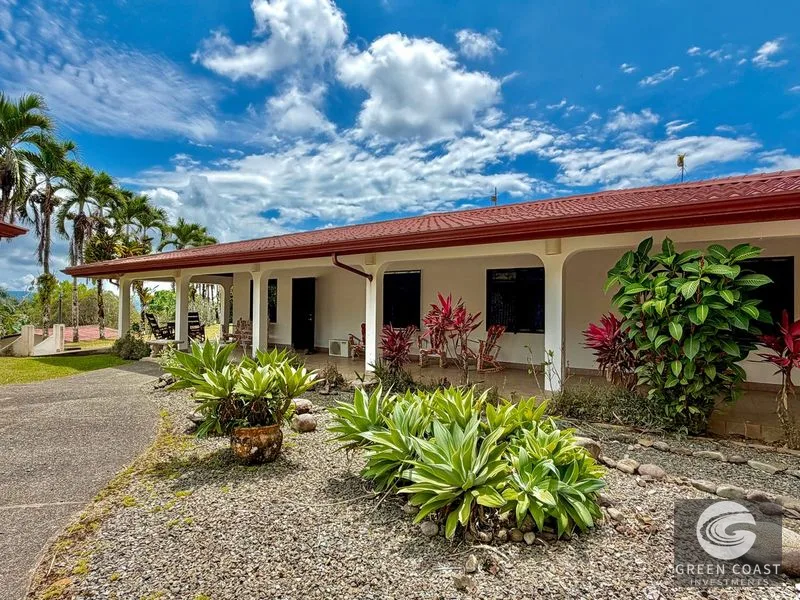 Ocean View Estate: 3.64 Acres, 3-Bed Home, Expansion Potential, 10 Mins to Dominical Beach! — view 1, Dominical, Dominical, Costa Rica
