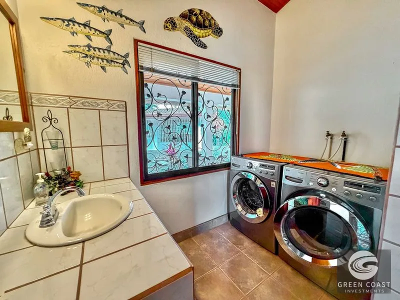 Ocean View Estate: 3.64 Acres, 3-Bed Home, Expansion Potential, 10 Mins to Dominical Beach! — view 30, Dominical, Dominical, Costa Rica