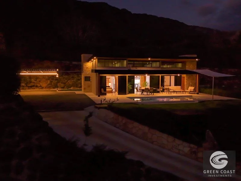 Ojochal Modern Masterpiece: Ocean View Luxury with Infinity Pool & Butterfly Roof — view 13, Ojochal, Ojochal, Costa Rica