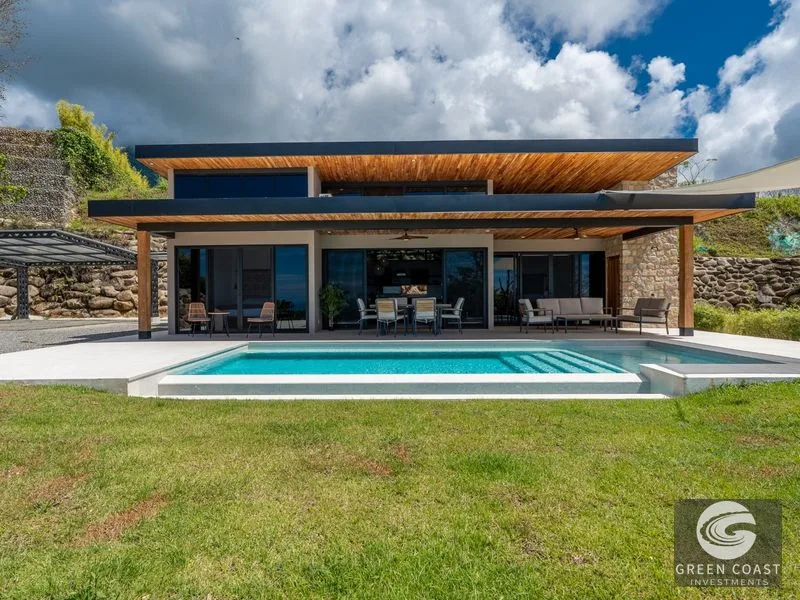 Ojochal Modern Masterpiece: Ocean View Luxury with Infinity Pool & Butterfly Roof — view 14, Ojochal, Ojochal, Costa Rica