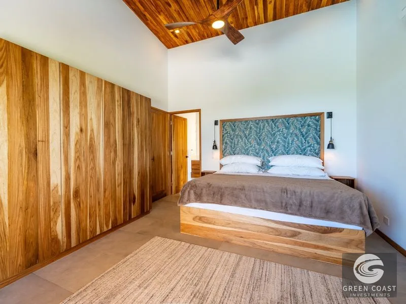 Ojochal Modern Masterpiece: Ocean View Luxury with Infinity Pool & Butterfly Roof — view 36, Ojochal, Ojochal, Costa Rica