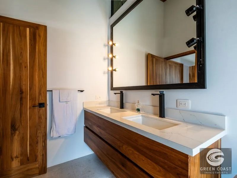 Ojochal Modern Masterpiece: Ocean View Luxury with Infinity Pool & Butterfly Roof — view 39, Ojochal, Ojochal, Costa Rica
