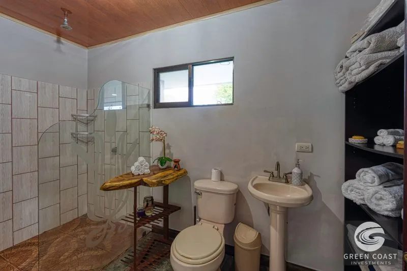 Dominical Mountain Retreat: Ocean Glimpses & Fruit Orchard — view 17, Dominical, Costa Rica