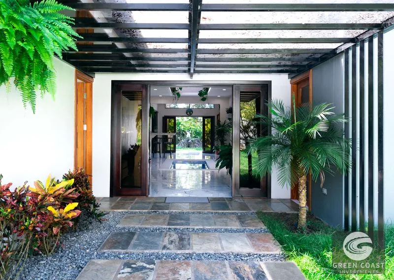 Brand-New 3BR Tropical Oasis in Hatillo: Fully Furnished Home Near Dominical Beach — view 2, Hatillo, Aguirre, Costa Rica