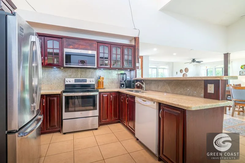Ojochal Private Oasis: 3 Bed, 3 Bath Home with Pool, Walk to Cafes & Shops — view 39, Ojochal, Ojochal, Costa Rica