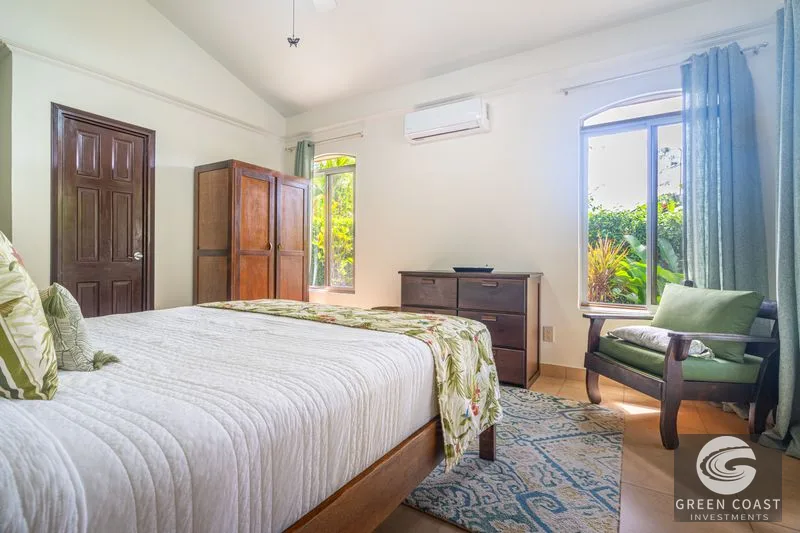Ojochal Private Oasis: 3 Bed, 3 Bath Home with Pool, Walk to Cafes & Shops — view 50, Ojochal, Ojochal, Costa Rica