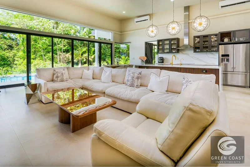 Luxury Ocean View Estate: Infinity Pool, 3.79 Acres, & Solar Power near Manuel Antonio — view 10, Manuel Antonio, Quepos, Costa Rica