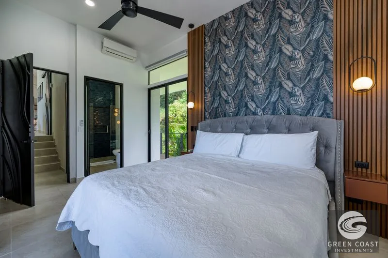 Luxury Ocean View Estate: Infinity Pool, 3.79 Acres, & Solar Power near Manuel Antonio — view 19, Manuel Antonio, Quepos, Costa Rica