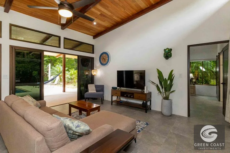 Private In-Town Location Move-In Ready Contemporary Home with a Prime Location — view 7, Ojochal, Osa, Costa Rica