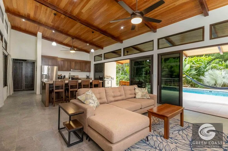 Private In-Town Location Move-In Ready Contemporary Home with a Prime Location — view 8, Ojochal, Osa, Costa Rica