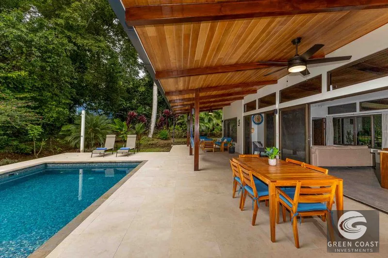 Private In-Town Location Move-In Ready Contemporary Home with a Prime Location — view 16, Ojochal, Osa, Costa Rica