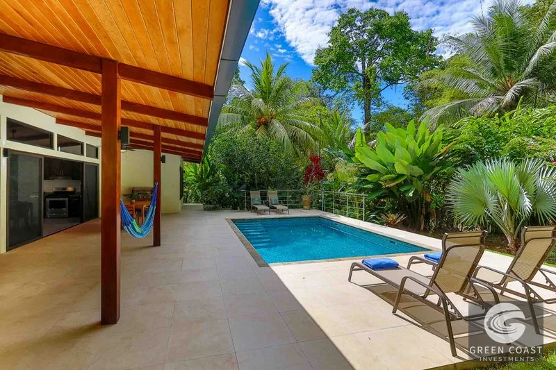 Private In-Town Location Move-In Ready Contemporary Home with a Prime Location — view 18, Ojochal, Osa, Costa Rica