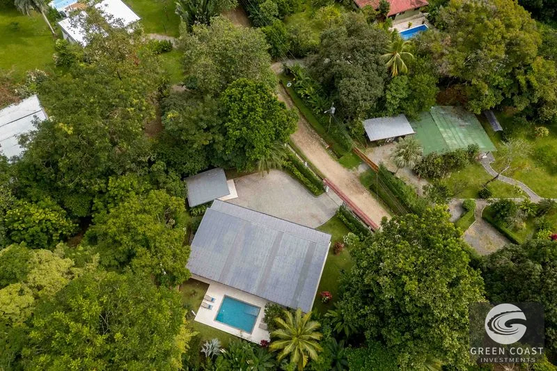 Private In-Town Location Move-In Ready Contemporary Home with a Prime Location — view 21, Ojochal, Osa, Costa Rica