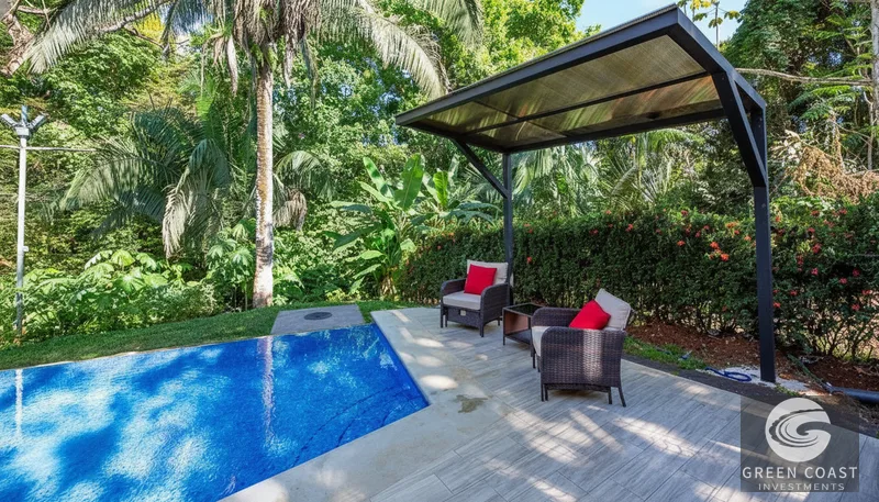 Esterillos Paradise: Luxury 4-Bed Home with Pool, Generator, Starlink & Jungle Views — view 9, Jacó, Costa Rica